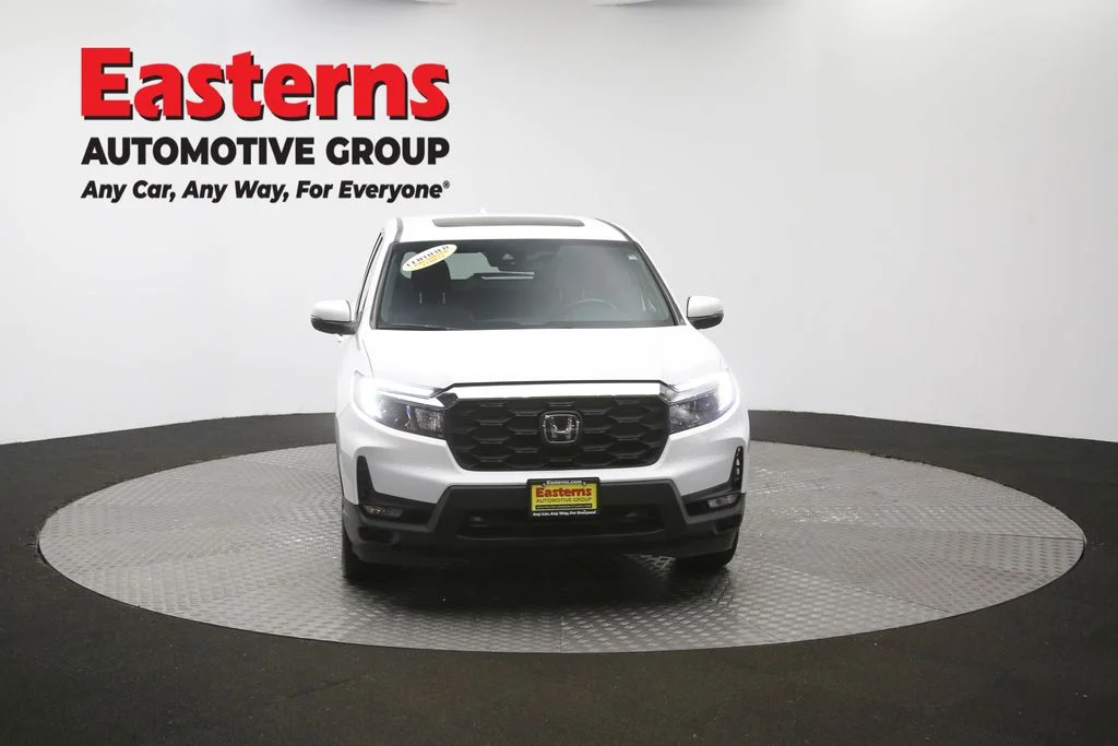 Used 2023 White Honda EX-L image 54