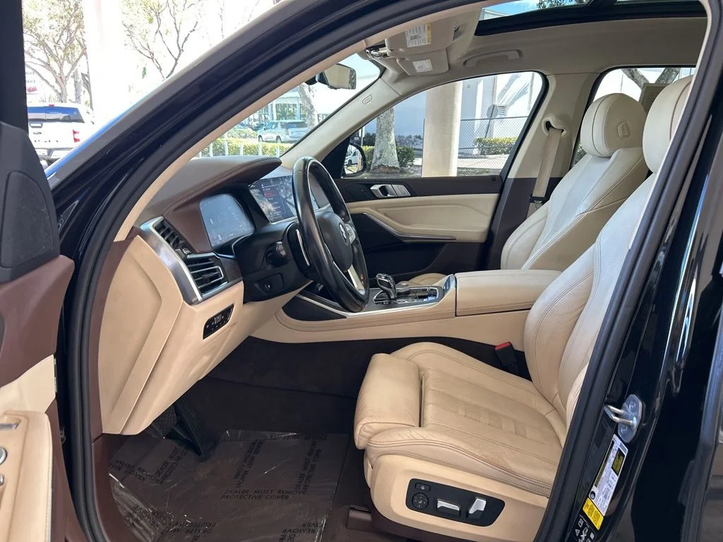 Used 2019 Black BMW xDrive40i image 6