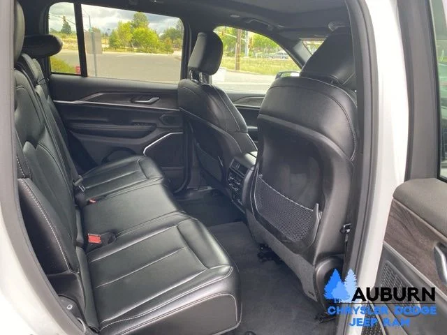 Used 2024 White Jeep 4xe image 19
