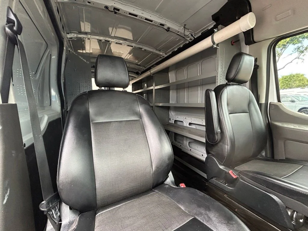 Certified Used 2021 Oxford White Ford Base image 24