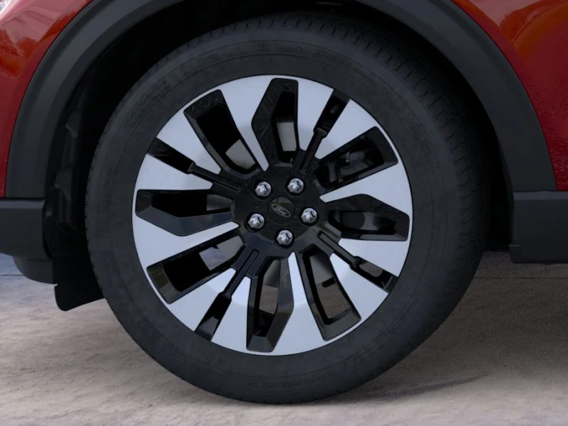 New 2026 Rapid Red Metallic Tinted Clearcoat Ford Platinum™ image 19