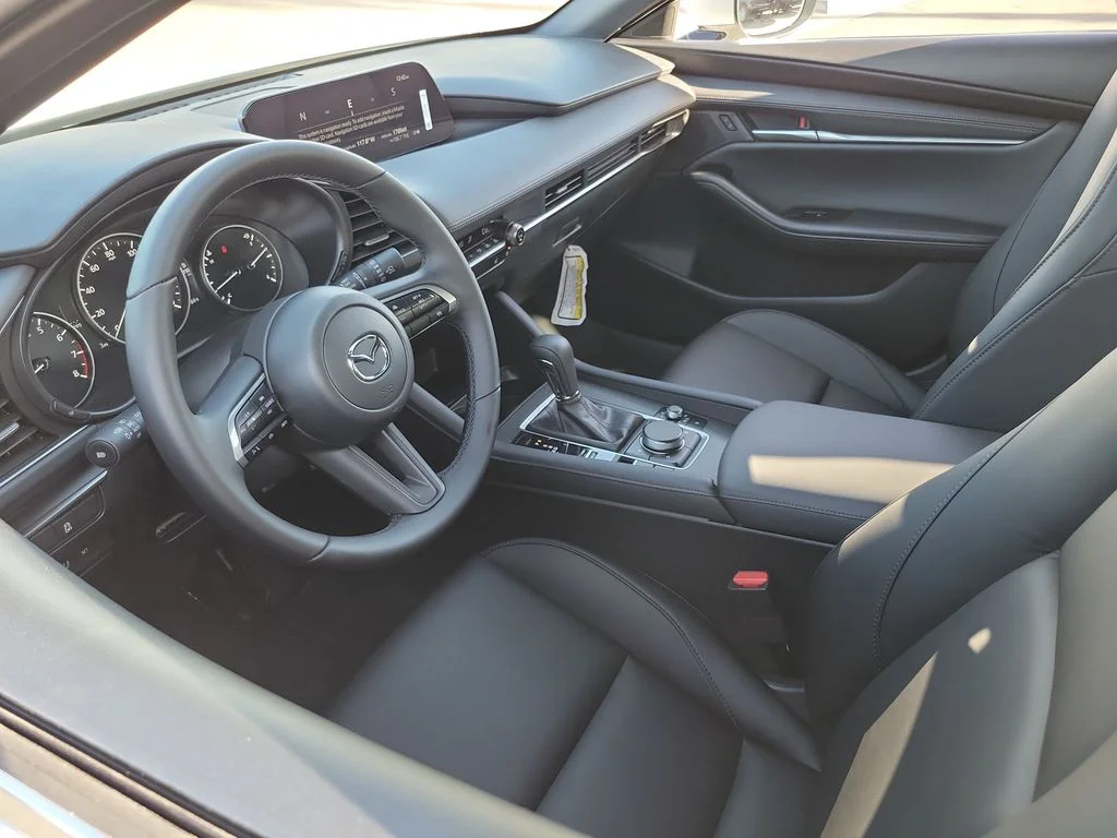 New 2026 Snowflake White Pearl Mazda 2.5 S Preferred image 3