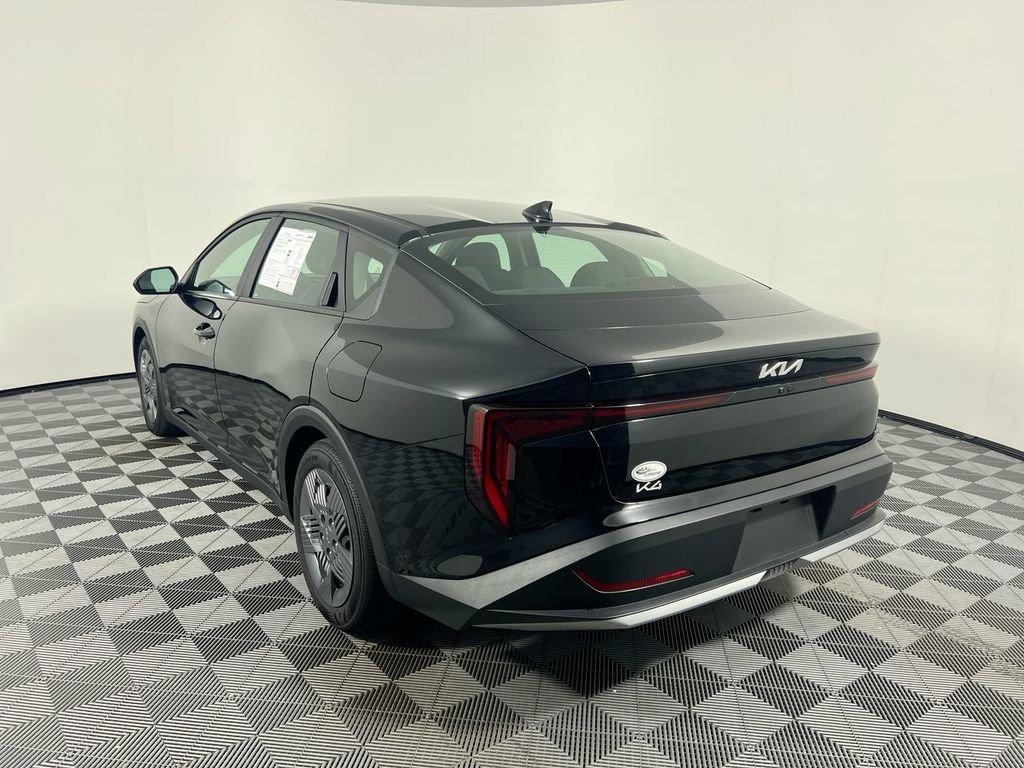 New 2026 Aurora Black Pearl Kia LX image 6