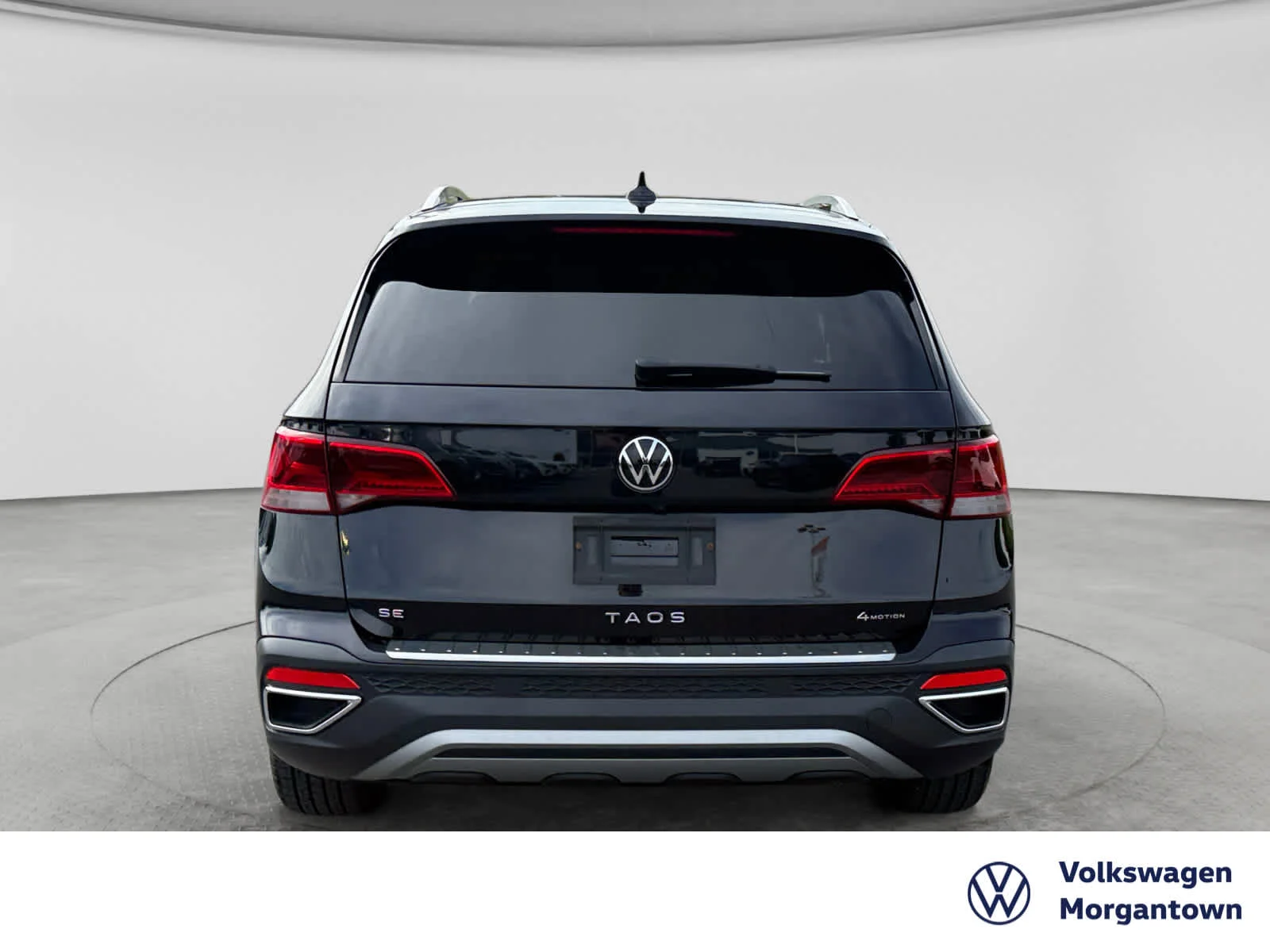 Used 2023 Deep Black Pearl Volkswagen SE image 6