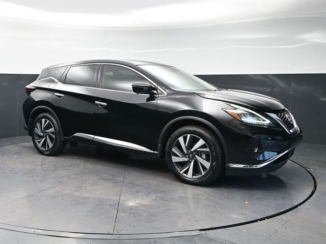 Used 2023 Black Nissan SL image 3