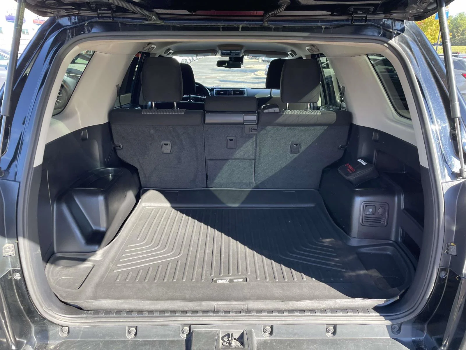 Used 2023  Toyota SR5 image 11