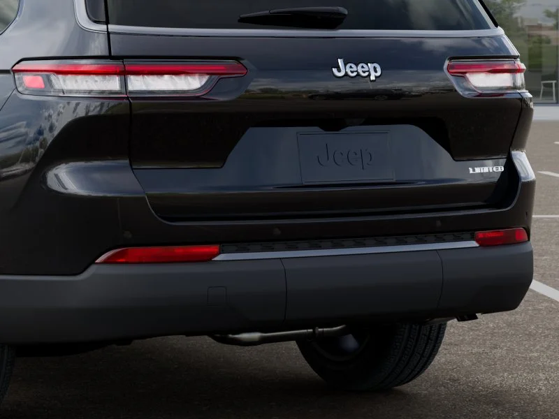 New 2026 Diamond Black Crystal Pearl-Coat Exterior Paint Jeep Limited image 40