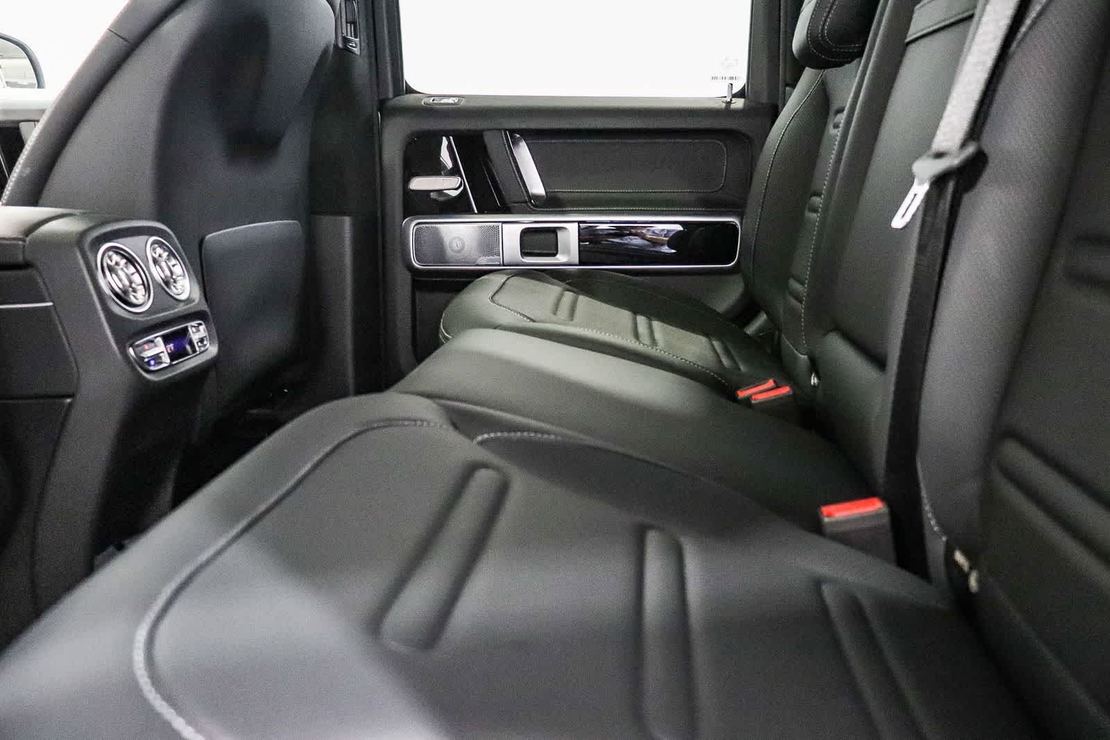 Used 2026 Polar White Mercedes-Benz G 550 image 19