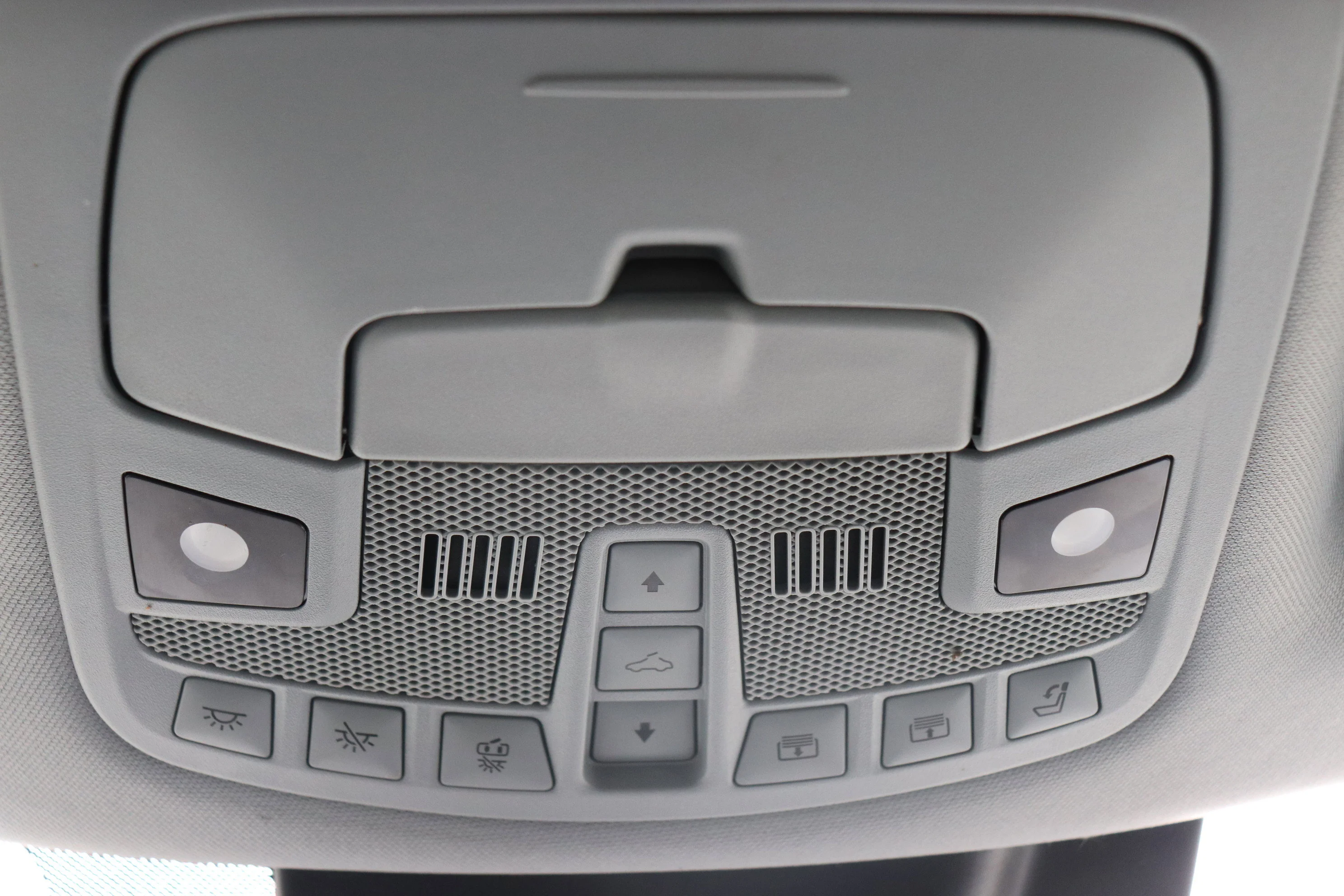 Used 2021 Gray Lincoln Reserve image 21