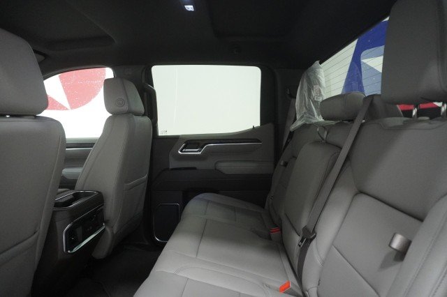2026 GMC Sierra 1500 SLT - Photo 24