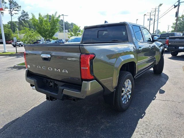 2026 Toyota Tacoma Limited - Photo 7
