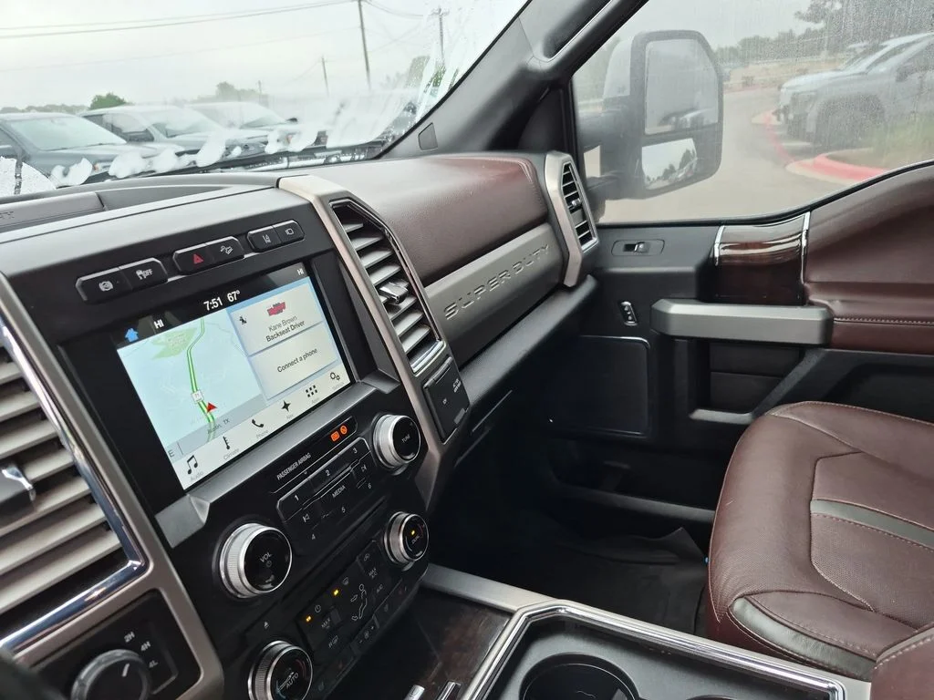 Used 2017 Black Ford Platinum image 26
