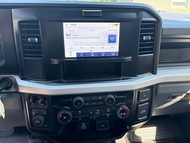 New 2026 Oxford White Ford XL image 14