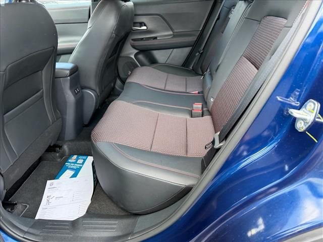 Used 2025 Blue Nissan SR image 10