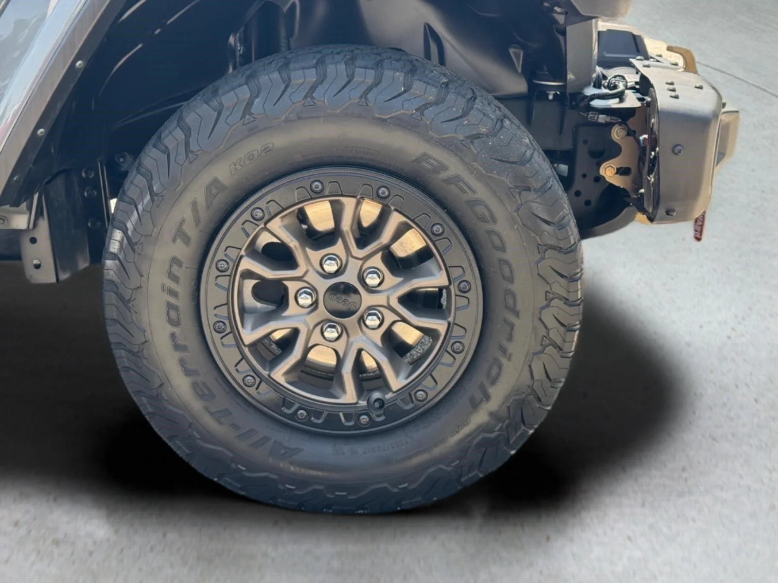 Used 2023 Sting-Gray Clearcoat Jeep Rubicon 392 image 9