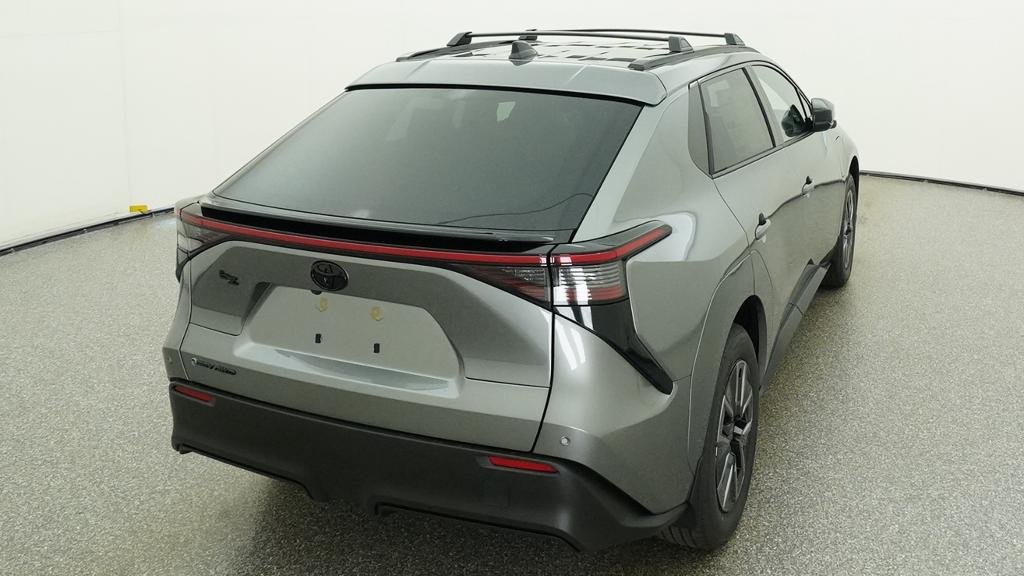 New 2026 Heavy Metal Toyota XLE image 22