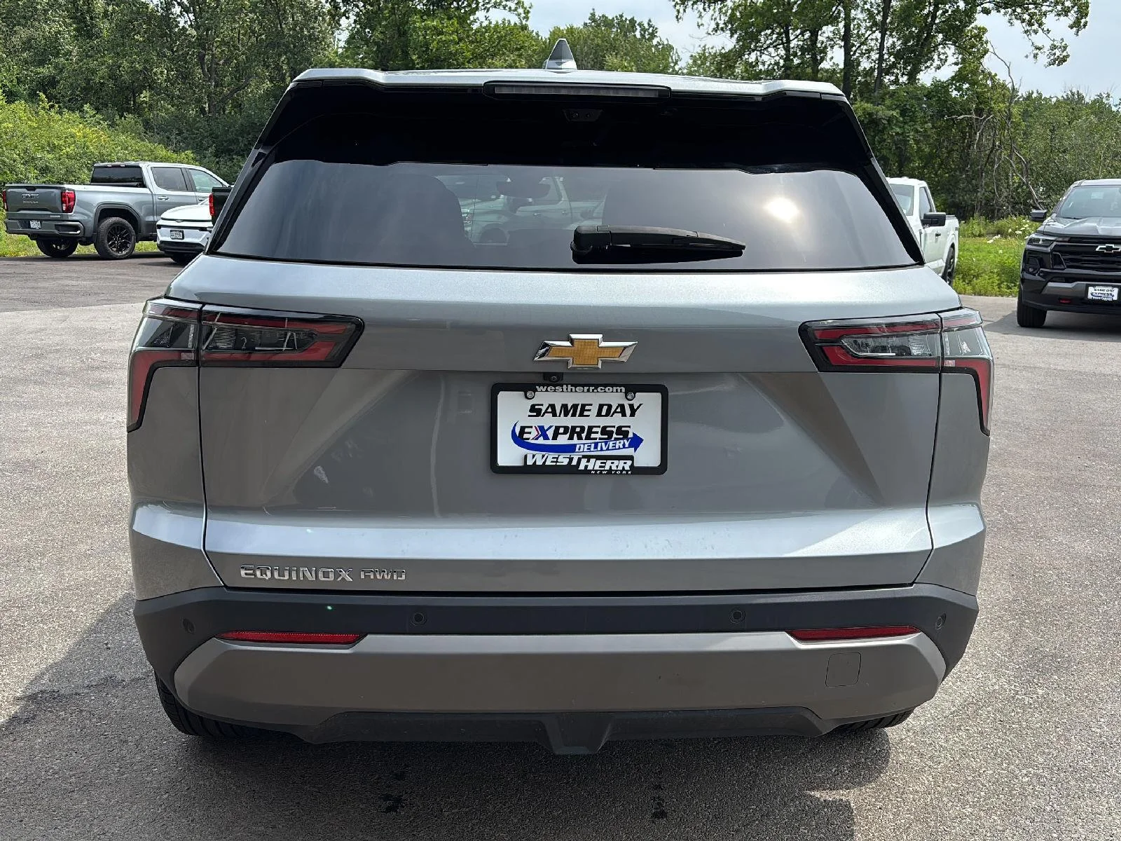 Used 2025 Sterling Gray Metallic Chevrolet LT image 4