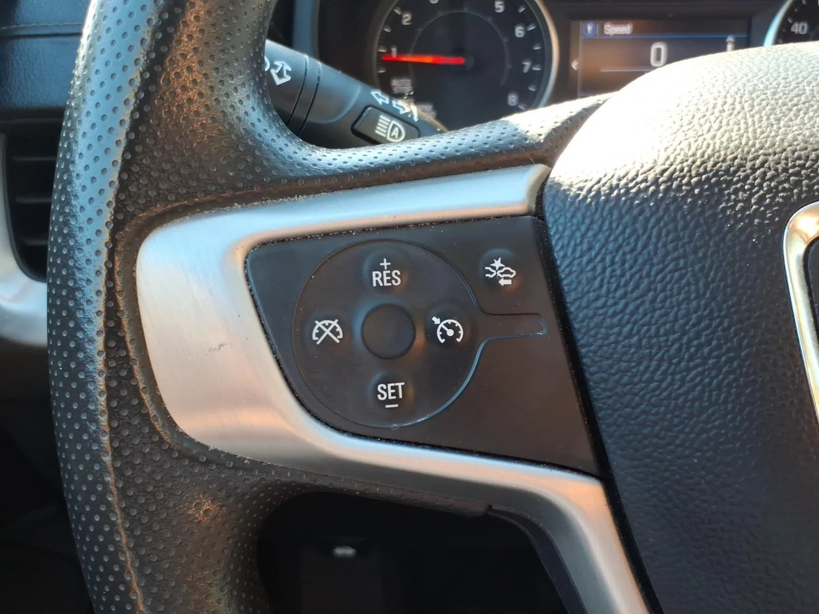 Used 2024 Sterling Metallic GMC SLE image 14