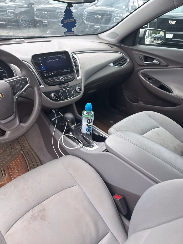 Used 2022 Chevrolet Malibu 1LT with VIN 1G1ZD5ST6NF114825 for sale in Champaign, IL