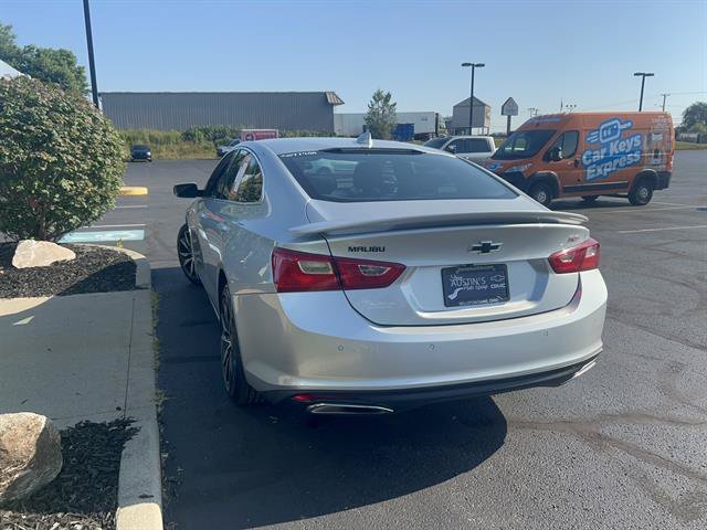 Used 2021 SILVER ICE METALLIC Chevrolet RS image 5