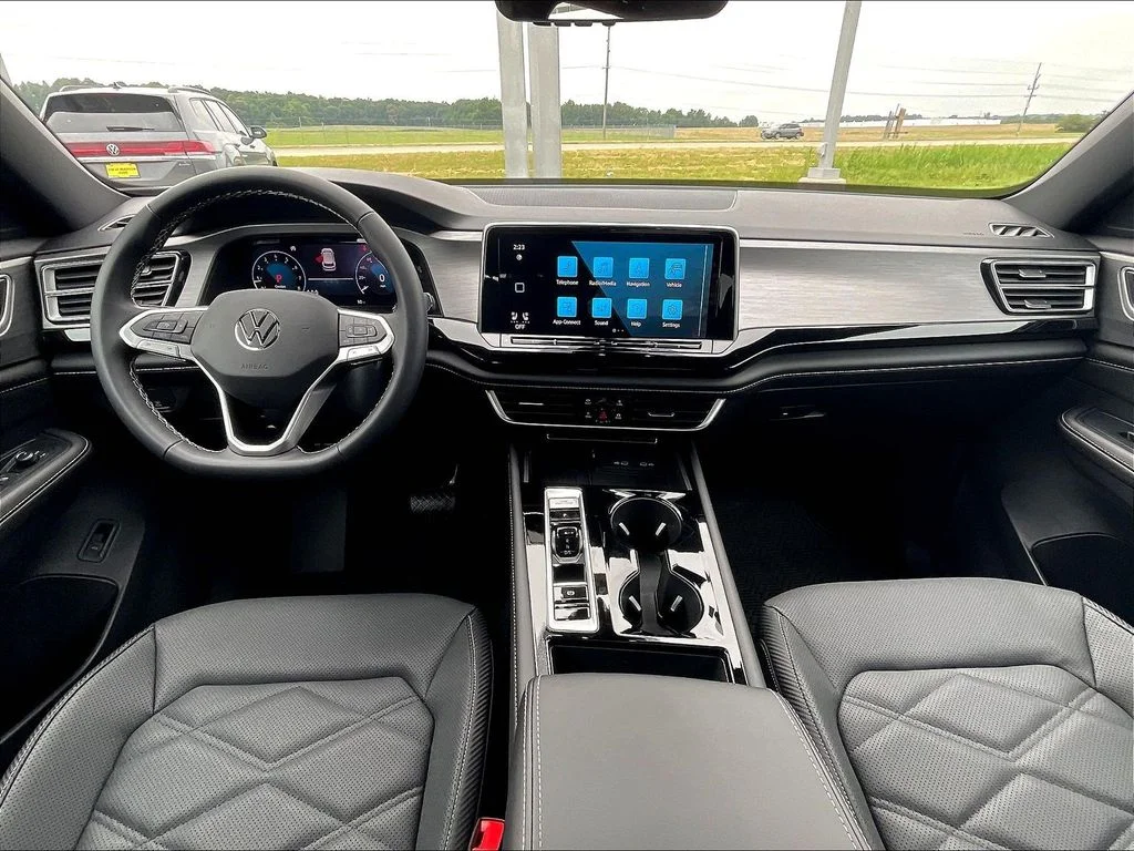 New 2026 Black Volkswagen SE w/Technology image 8