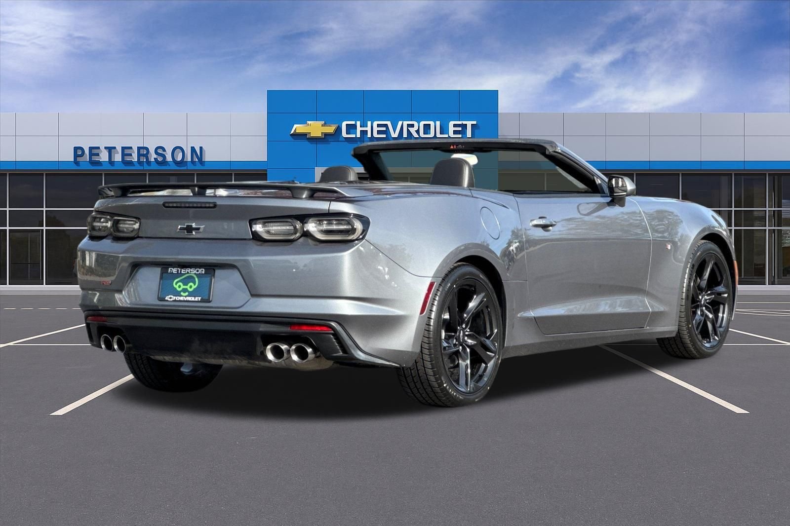 Used 2021 Gray Chevrolet 1LT image 4
