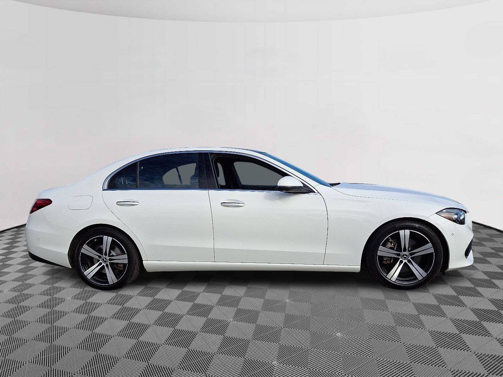 Certified Used 2023 Polar White - 149 Mercedes-Benz 4MATIC® Sedan image 7