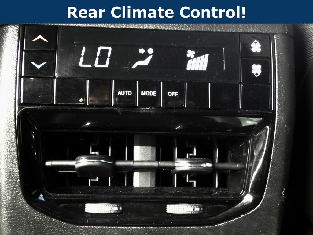 Used 2023 Gray Jeep Altitude image 30