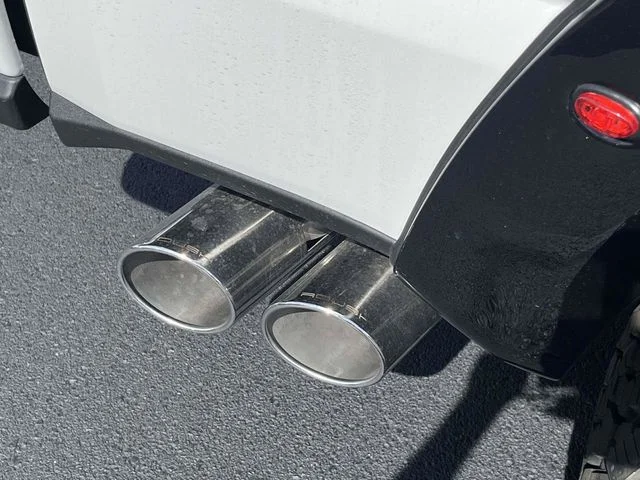 New 2026 Star White Metallic Tri-Coat Ford Lariat image 8