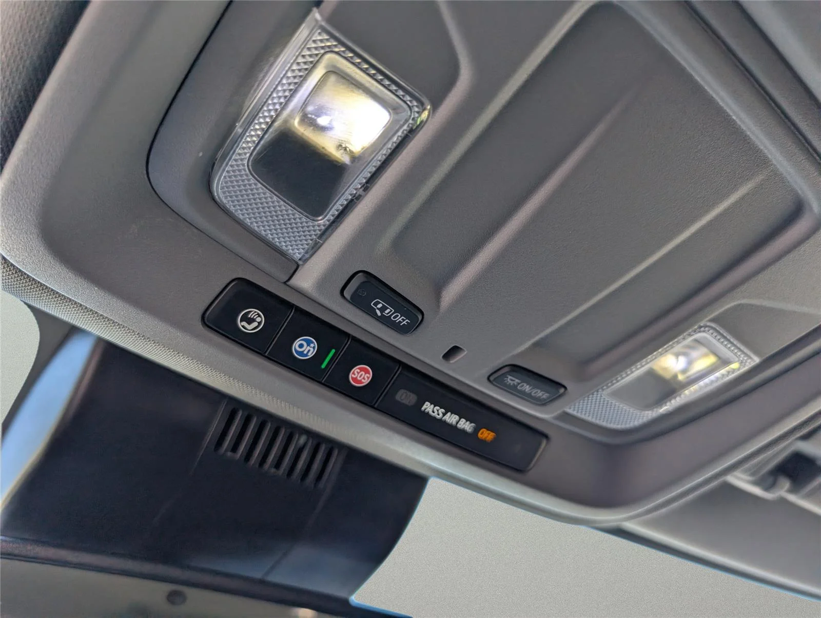 Used 2025 Summit White Chevrolet Custom image 23