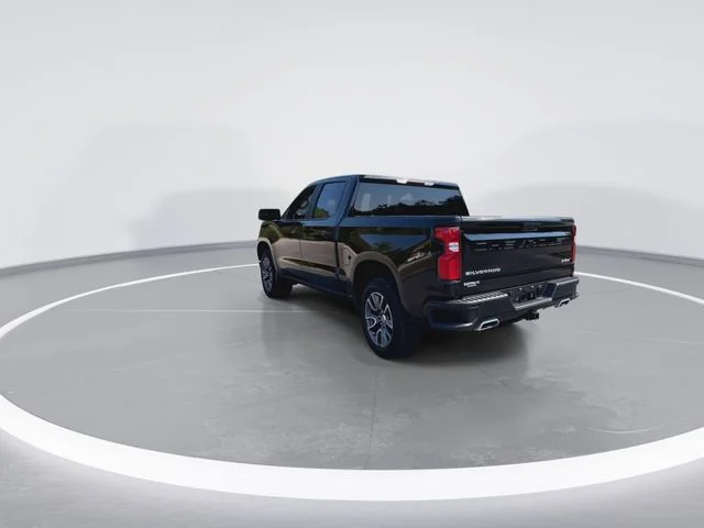 Used 2023 Black Chevrolet RST image 9