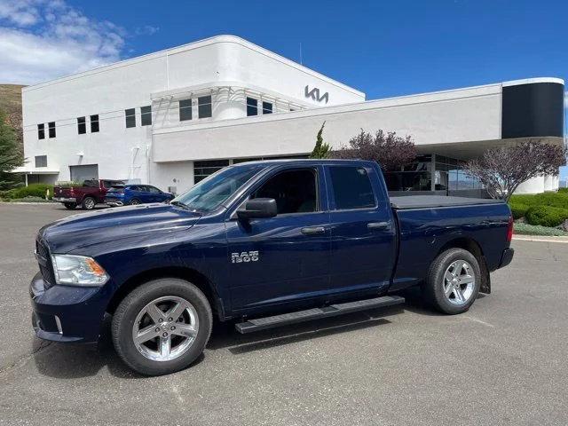 Used 2017 True Blue Pearlcoat Ram Express image 1