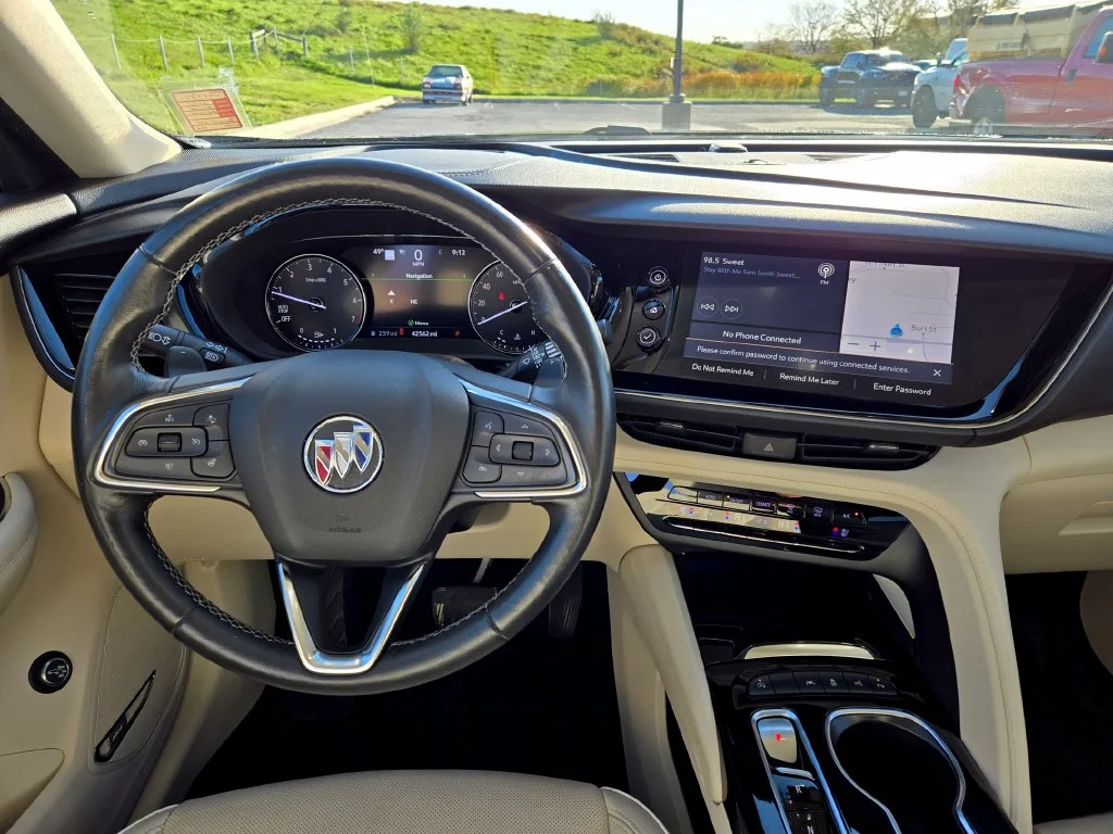 Used 2021 Red Buick Avenir image 18