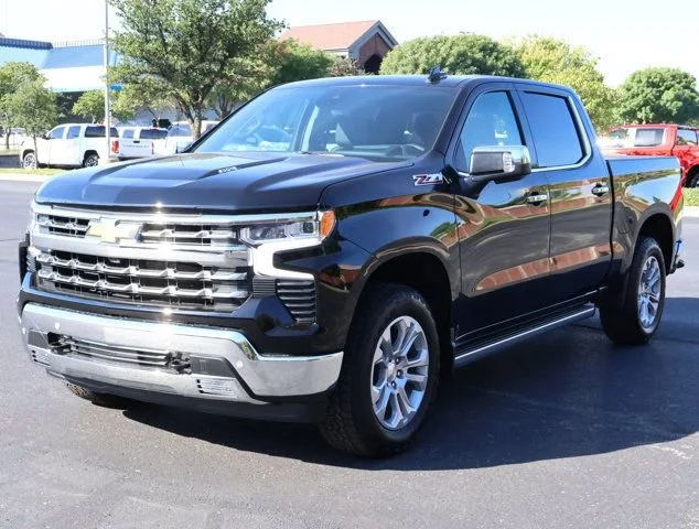 2026 Chevrolet Silverado 1500 LTZ - Photo 33