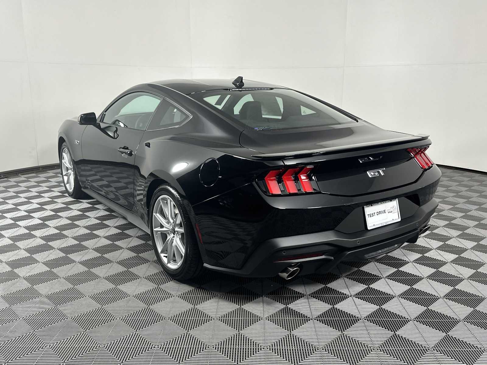 2025 Ford Mustang GT Premium Fastback - Photo 6