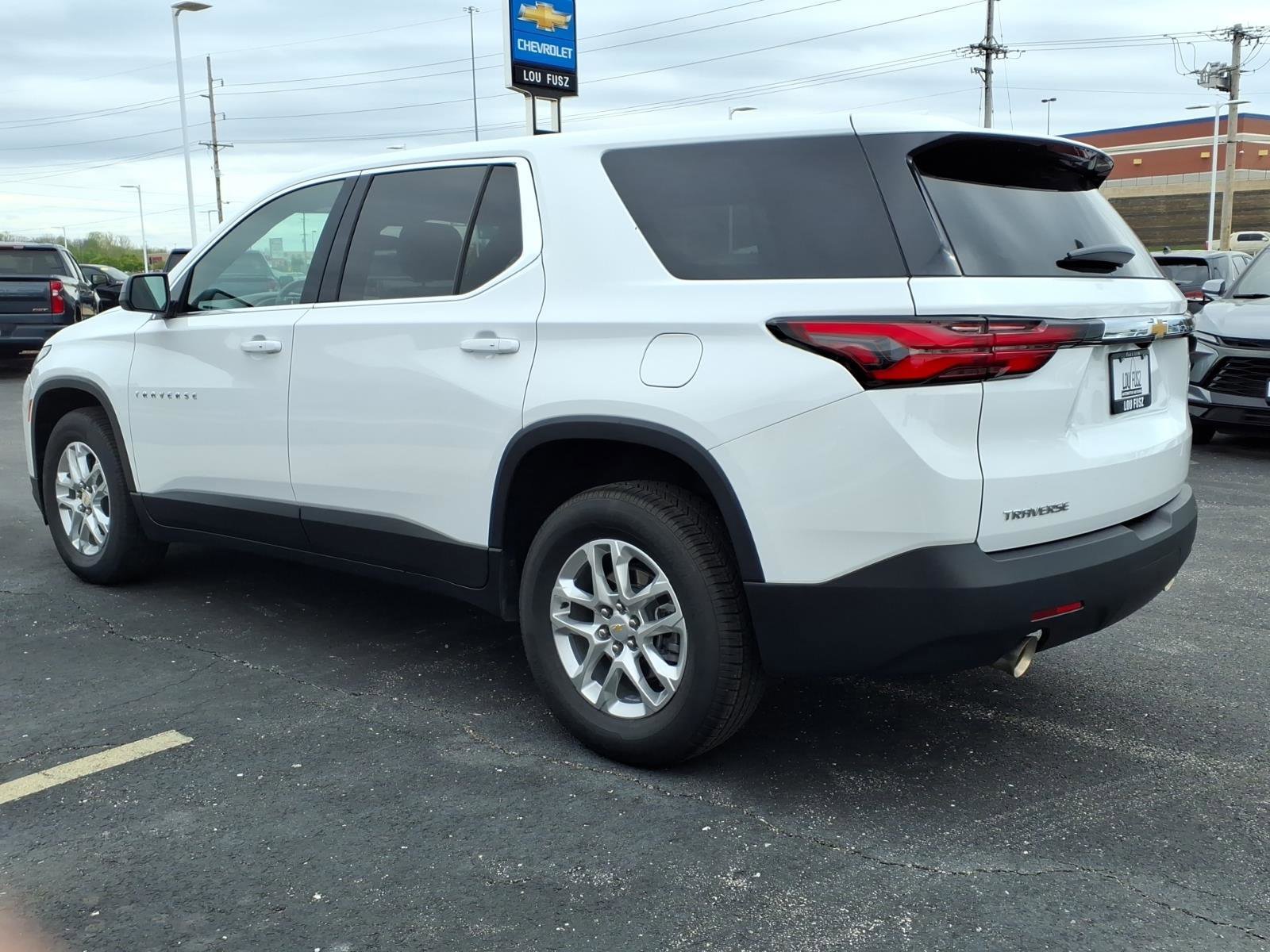 Used 2023 Summit White Chevrolet LS image 5