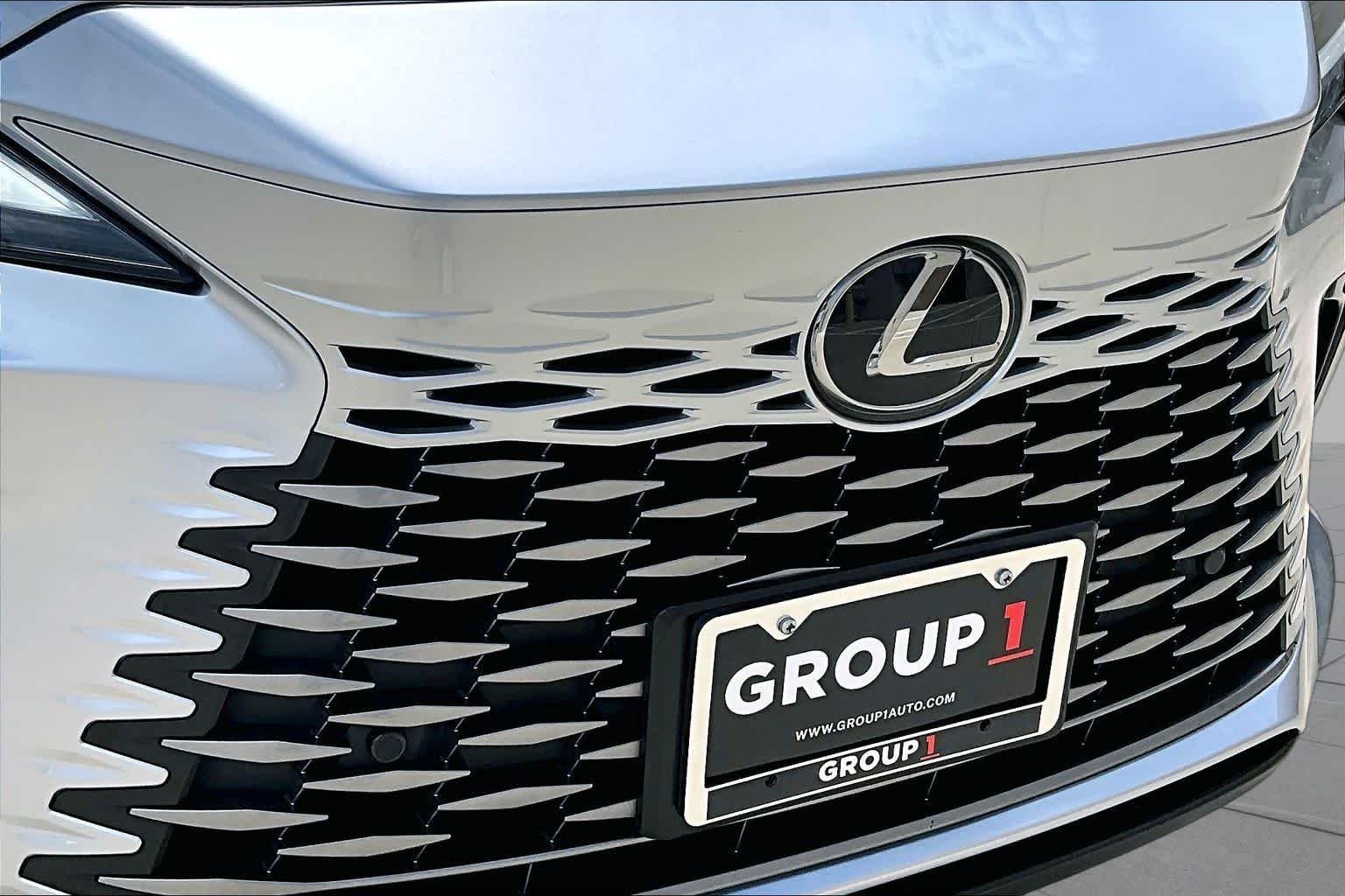 Used 2023 Iridium Lexus Premium image 28