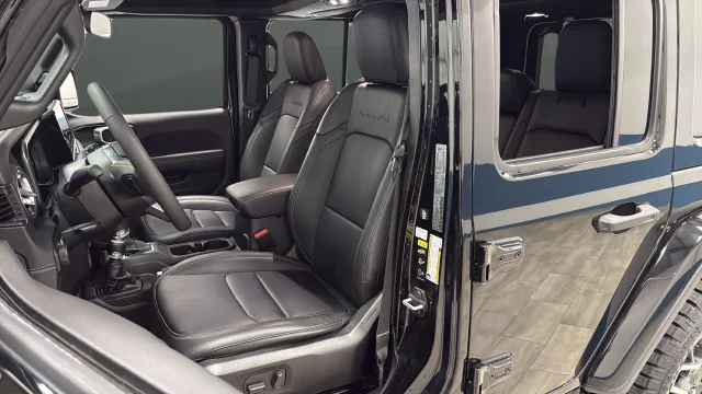 Used 2024 Black Clearcoat Jeep Sahara image 9