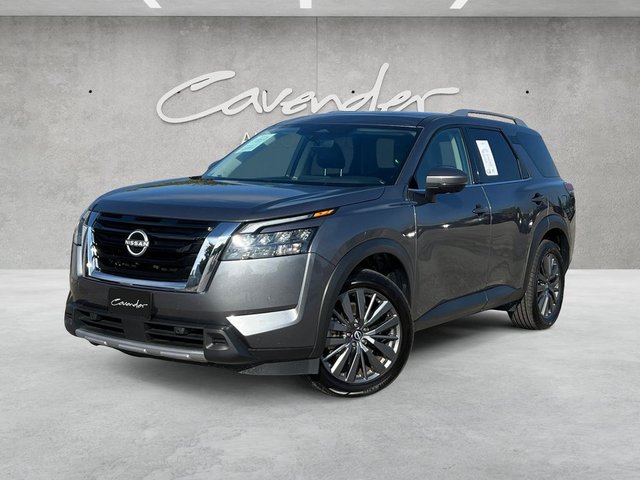 2025 Nissan Pathfinder SL
