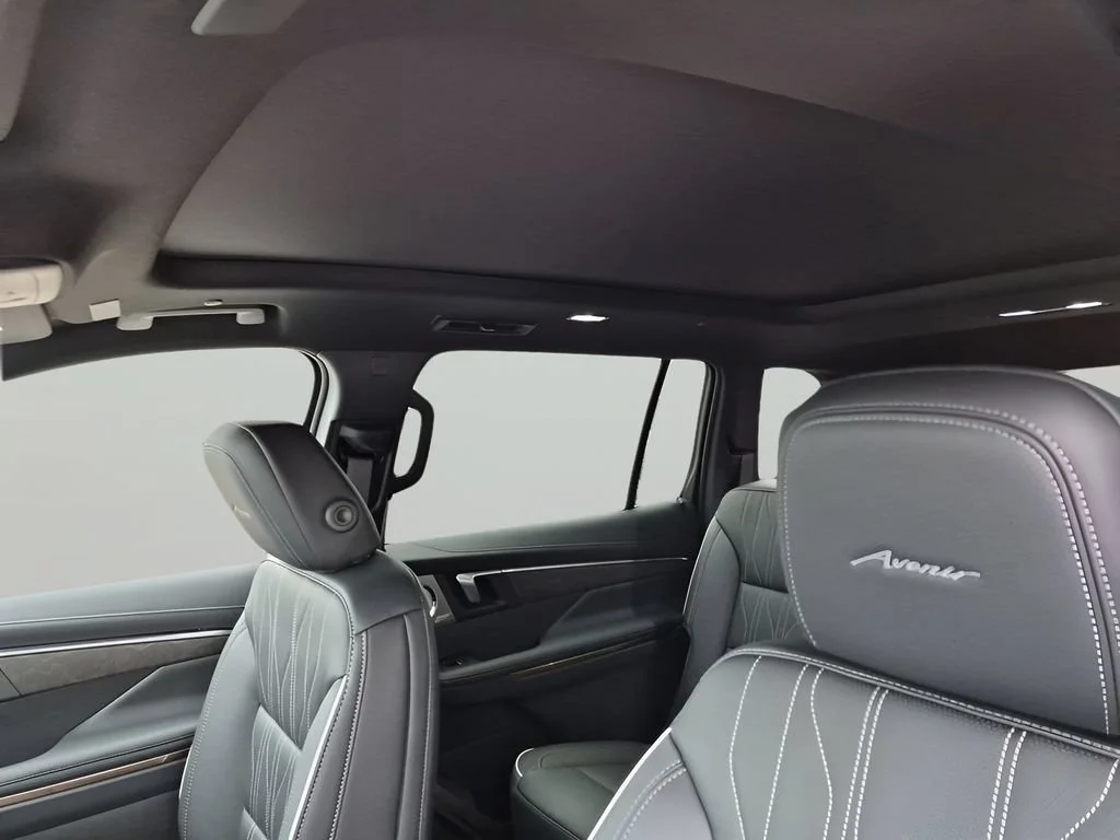 2026 Buick Enclave Avenir - Photo 32