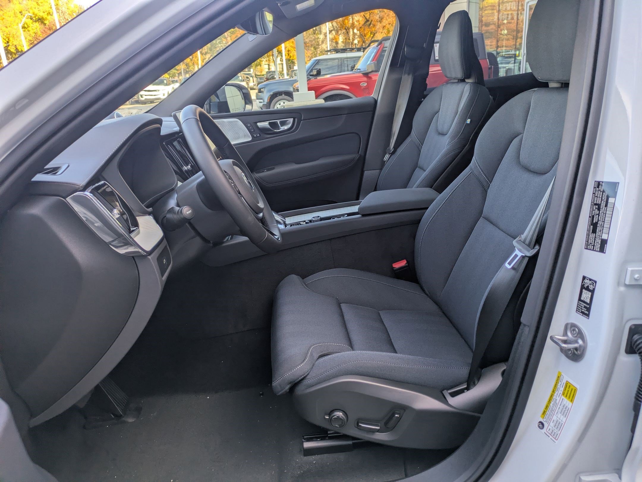 2026 Volvo XC60 Ultra - Photo 13