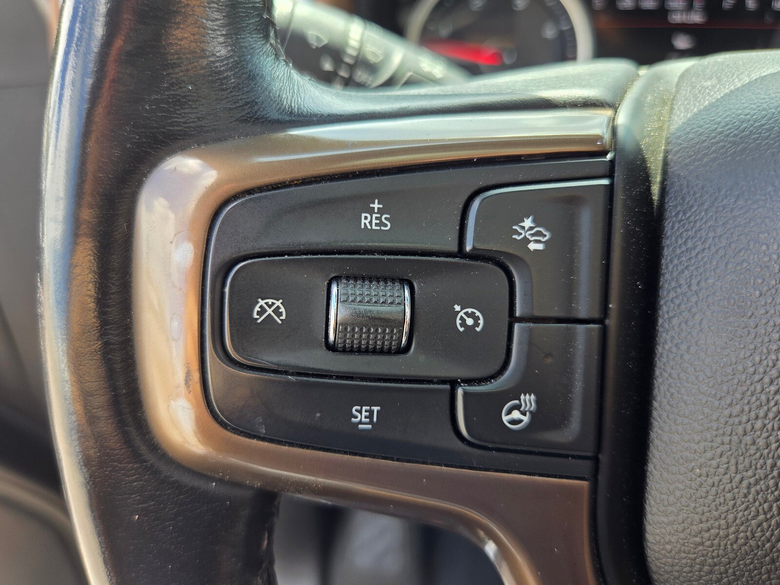 Used 2022 Mosaic Black Metallic Chevrolet High Country image 22