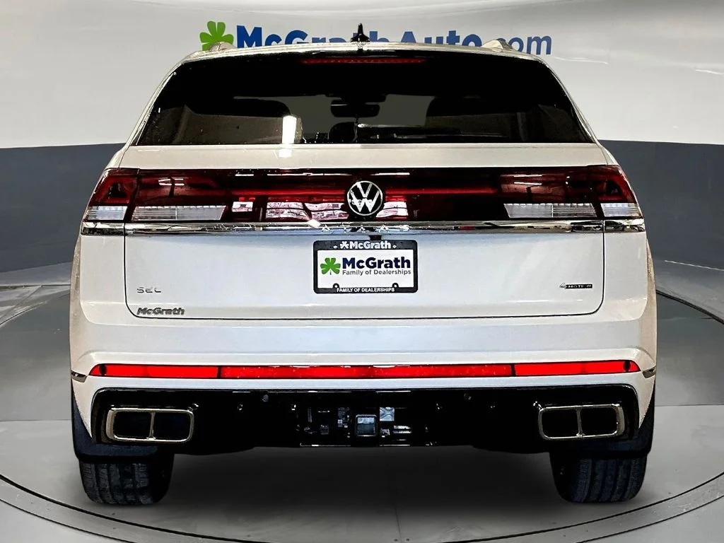 New 2026 Opal White Pearl Volkswagen 2.0T SEL Premium R-Line image 5