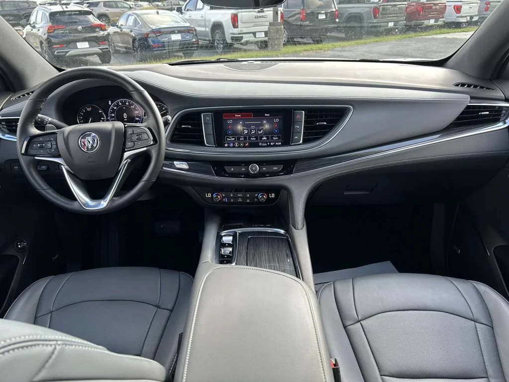 Used 2023 White Frost Tricoat Buick Premium image 15