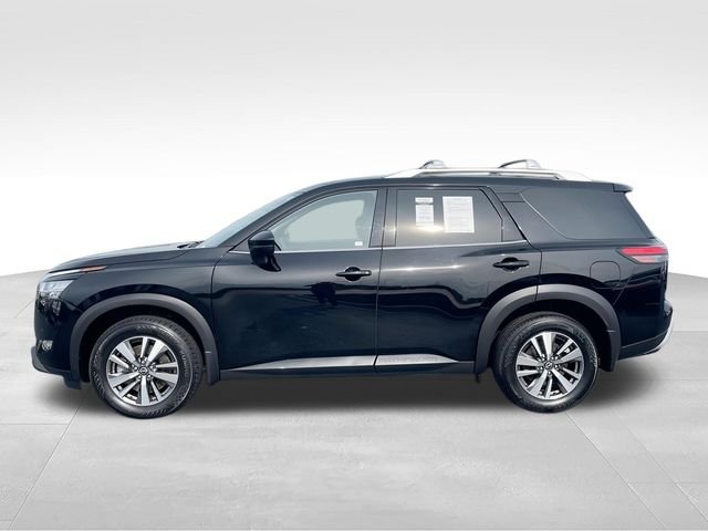 Used 2023 Black Nissan SL image 5