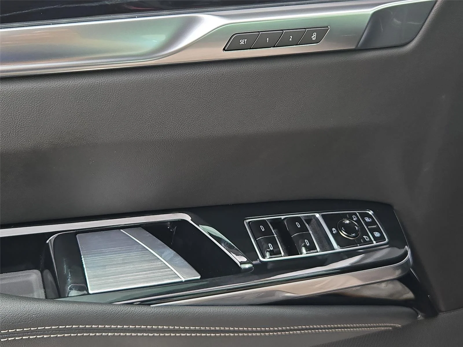2026 Cadillac Escalade ESV Sport - Photo 26