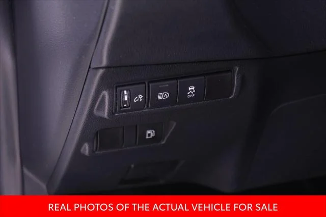 Certified Used 2024 WIND CHILL PEARL Toyota  image 16