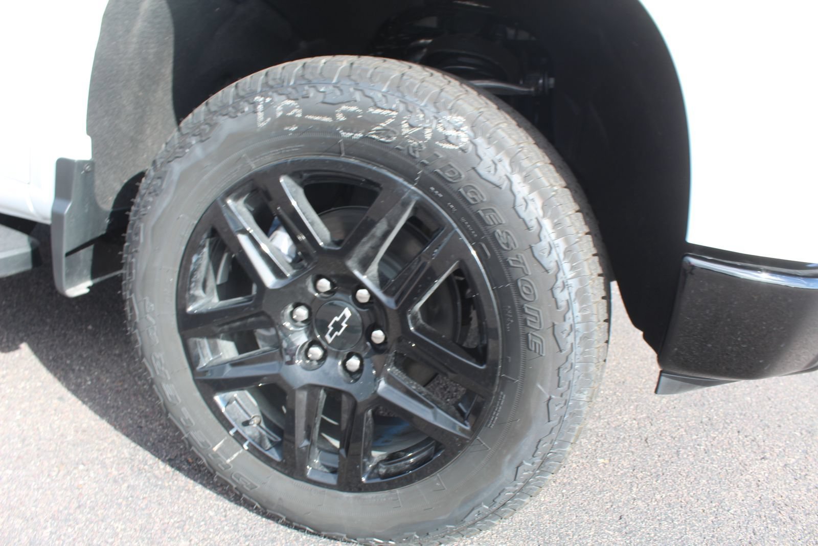 New 2026 Summit White Chevrolet LT Trail Boss image 8