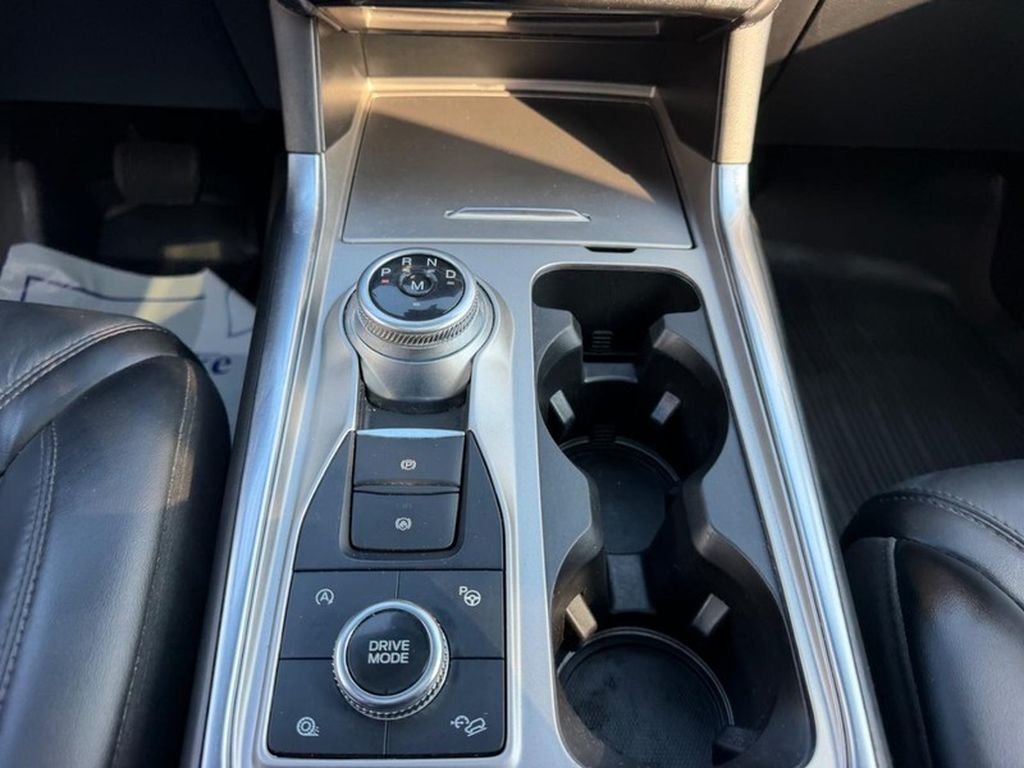 Used 2021 Star White Metallic Tri-Coat Ford Platinum image 19