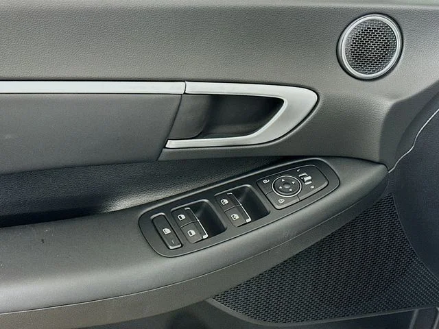 New 2026 Hyundai SONATA SEL Sport
